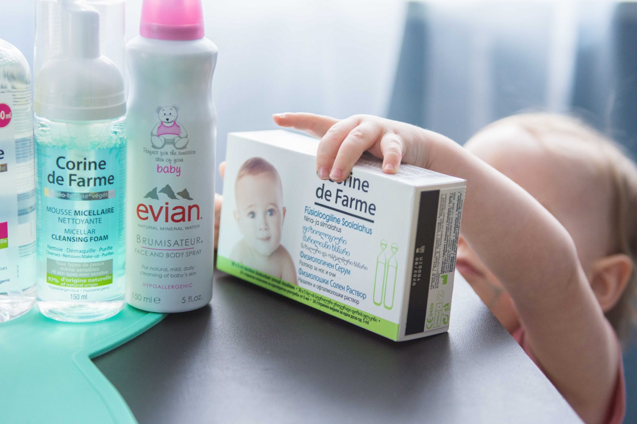 testin: Corine de Farme ja Evian*