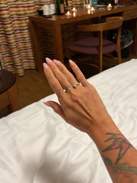 omg, ma olen kihlatud!